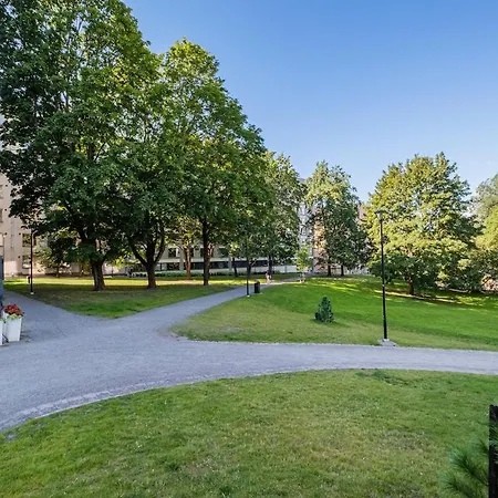 Next To Station Private Entrance Wifi Helsinki